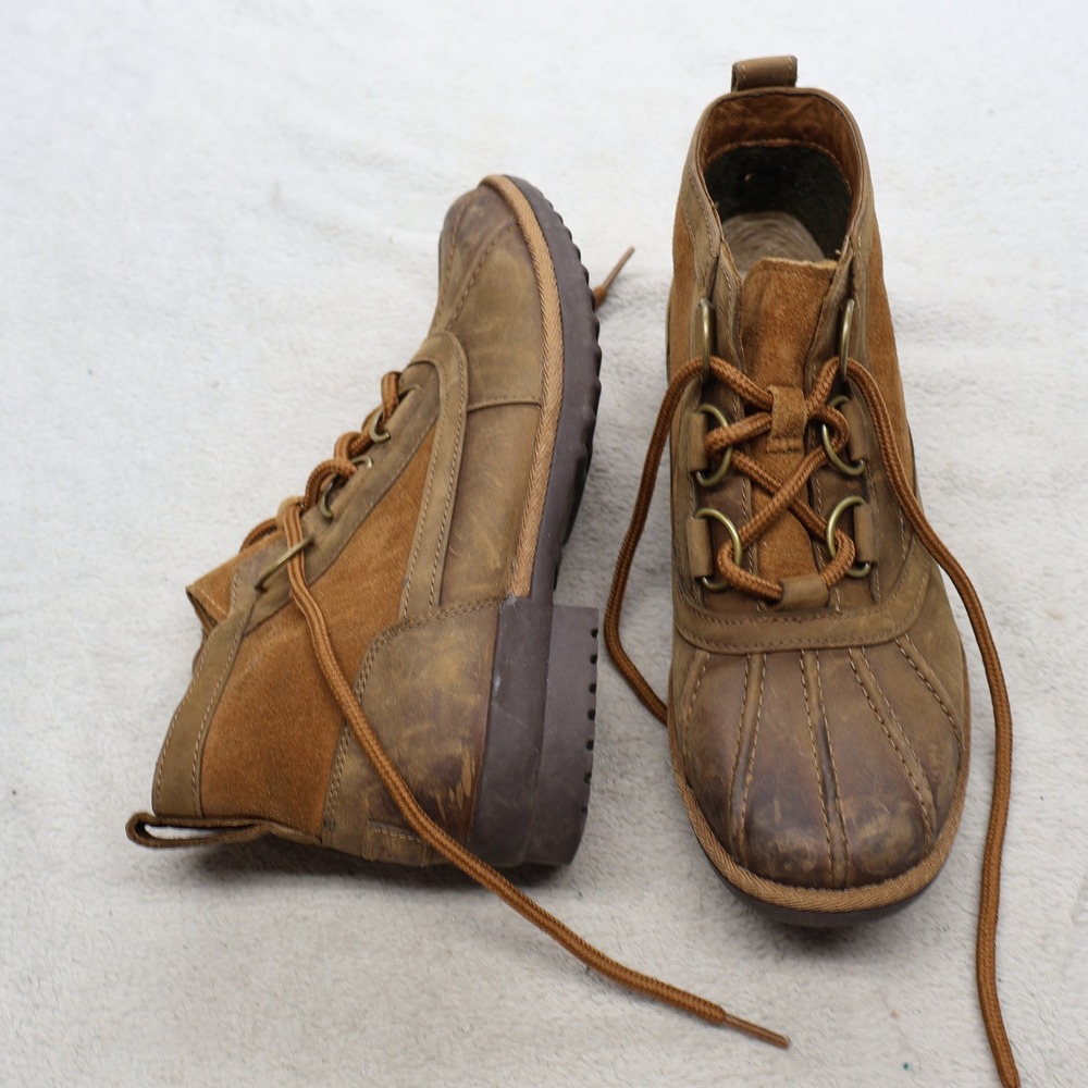 UGG Womens 7 Duck Boots Brown Waterproof Leather Suede Lace Up Utility Rugged